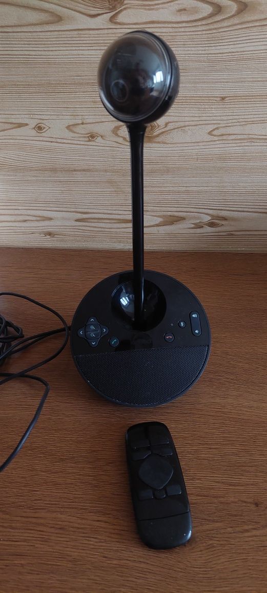 Vând camera web Logitech
