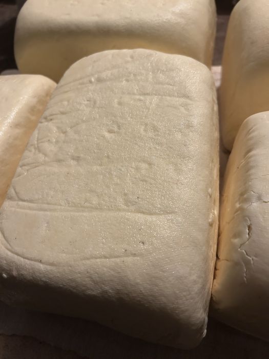 Telemea de vacă de vanzare