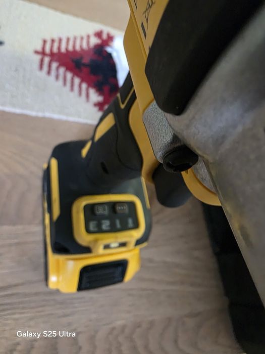 Dewalt DCF900 impact