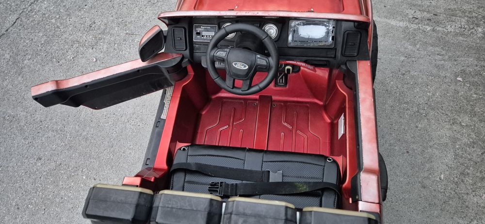 masinuta electrica Ford