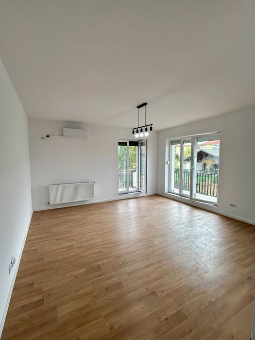 Apartament 2 camere nemobilat