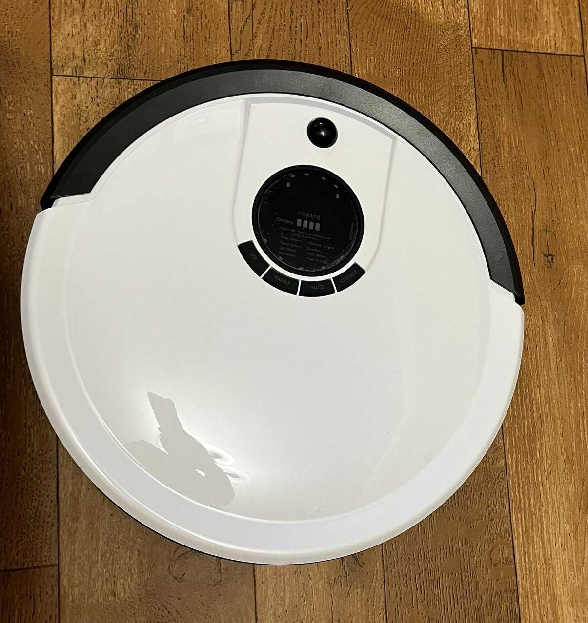 Робот пылесос Junior by bObsweep Robotic Vacuum Cleaner из США