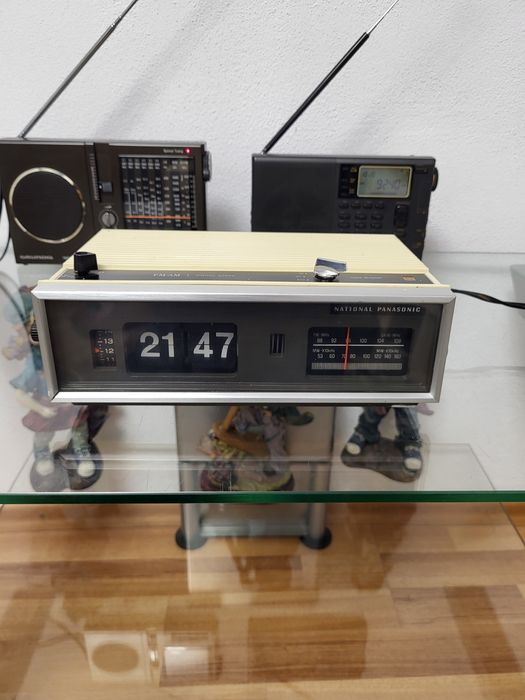 Radio cu ceas Național Panasonic RC-702B