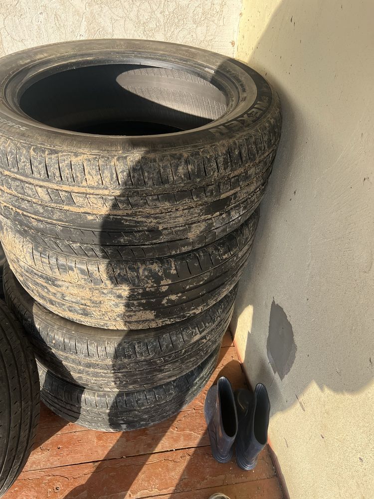 Продам шины r 18