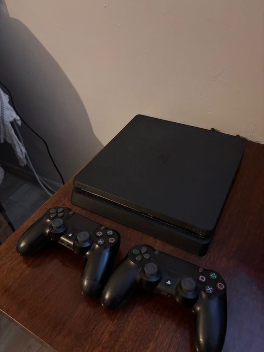 Playstation 4 Slim + 2 джойстик