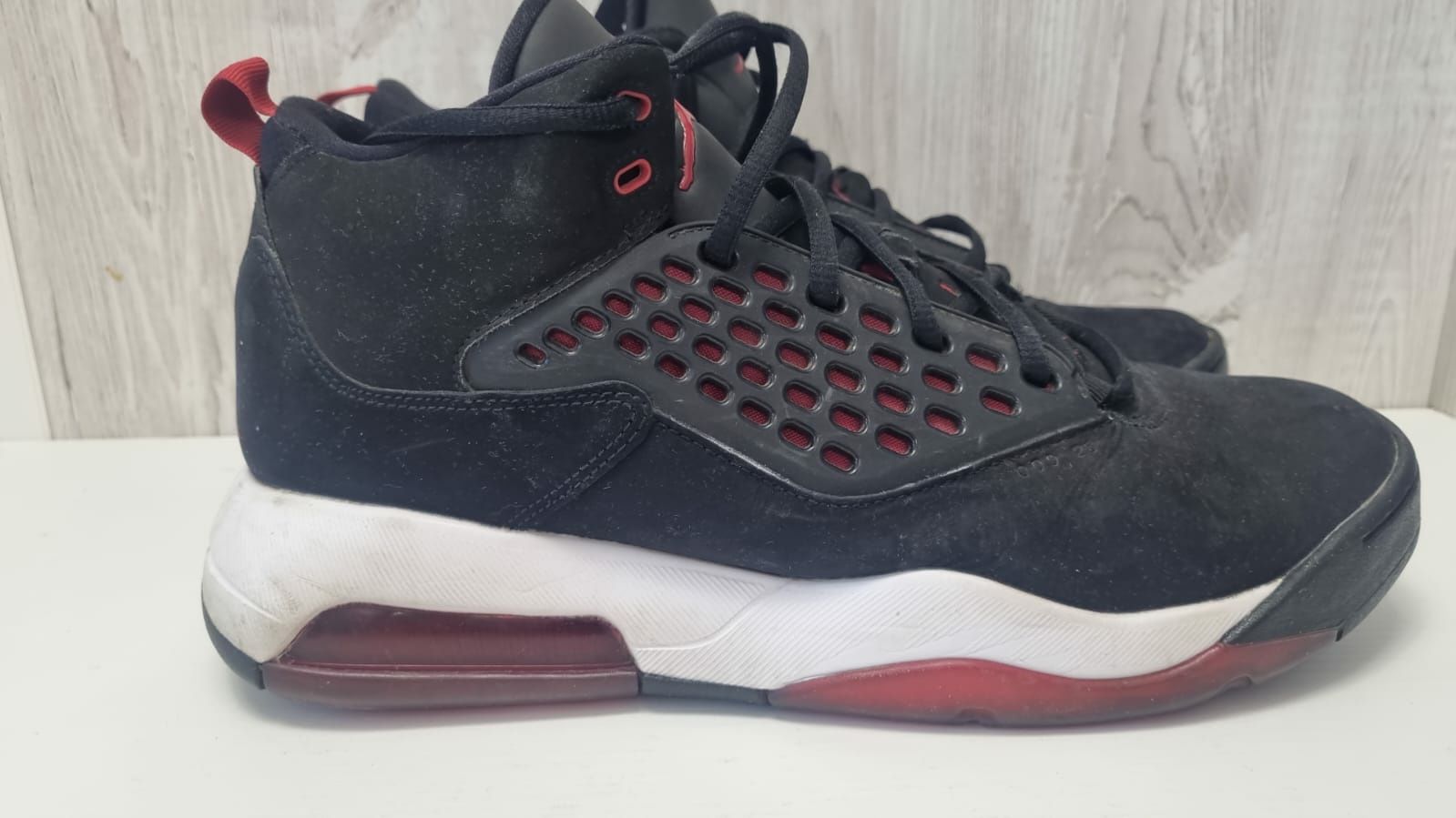 Air Jordan Maxin 200 marime 45.5