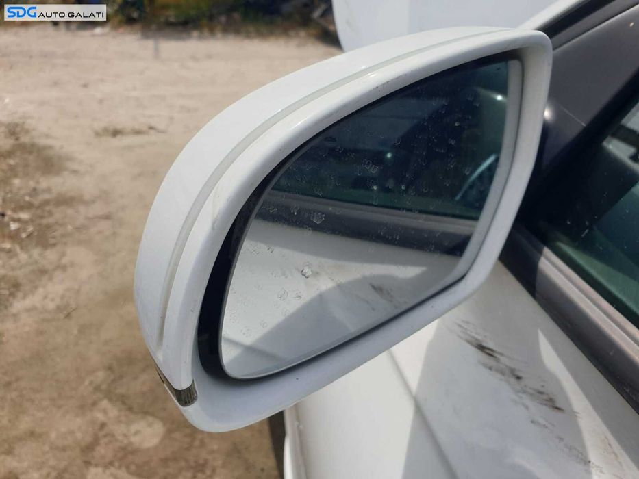 Oglinda Stanga Electrica Fara Pliere Electrica cu Defect Audi A4 B8 B8.5 FL Facelift 2012 - 2016 Culoare LY9C [C5455]