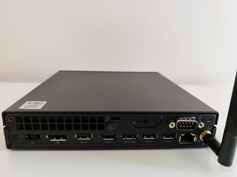 Lenovo ThinkCentre M70q Tiny Desktop i5-10400T/PCIe 256GB/32GB