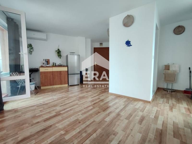 Едностаен обзаведен апартамент за продажба, с морска панорама, в нова