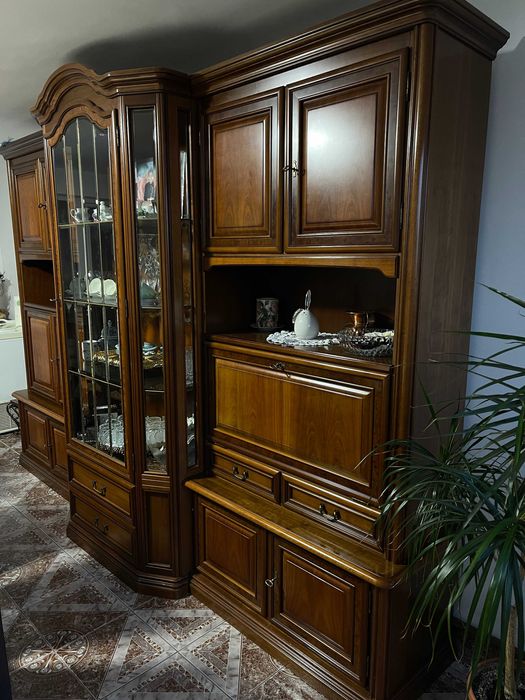 vitrina living /lemn masic import Germania