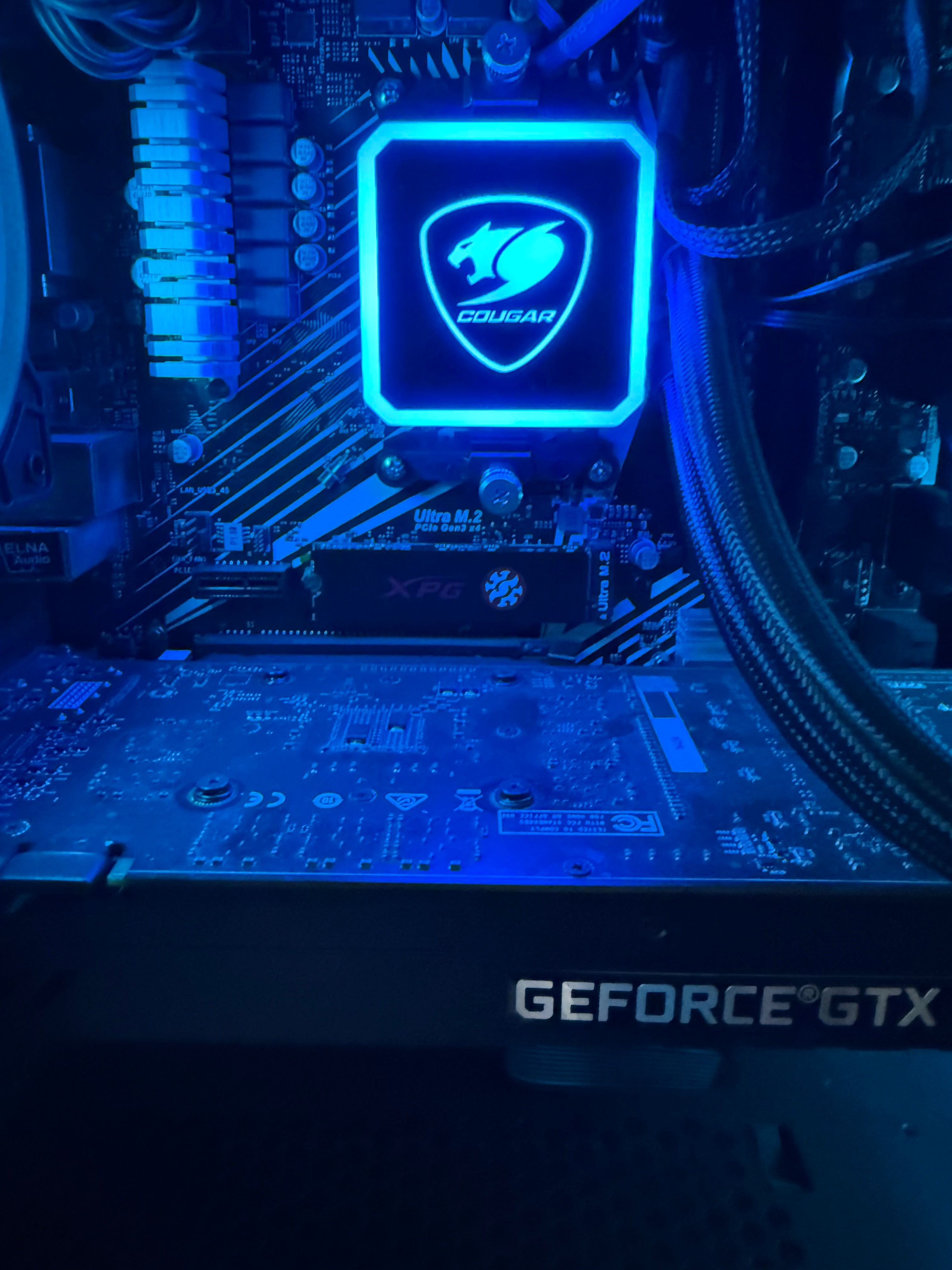 Gaming PC Ryzen 5 3600/ геймъски компютър
