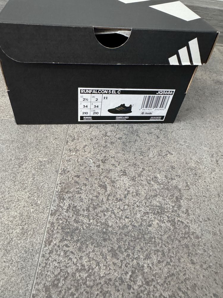 Маратонки Adidas 34 размер