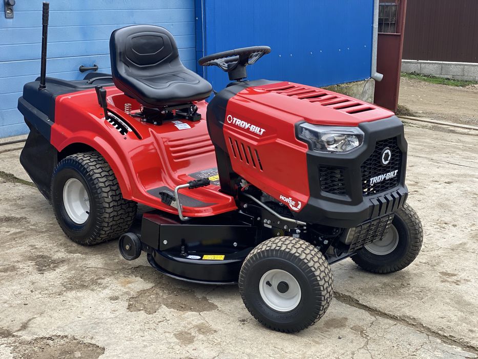 Vand tractor/tractoras MTD TROY-BILT 2025! Motor 2 pistoane !