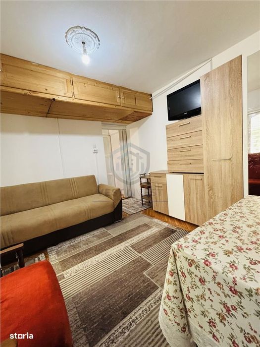 Garsoniera, zona Decebal