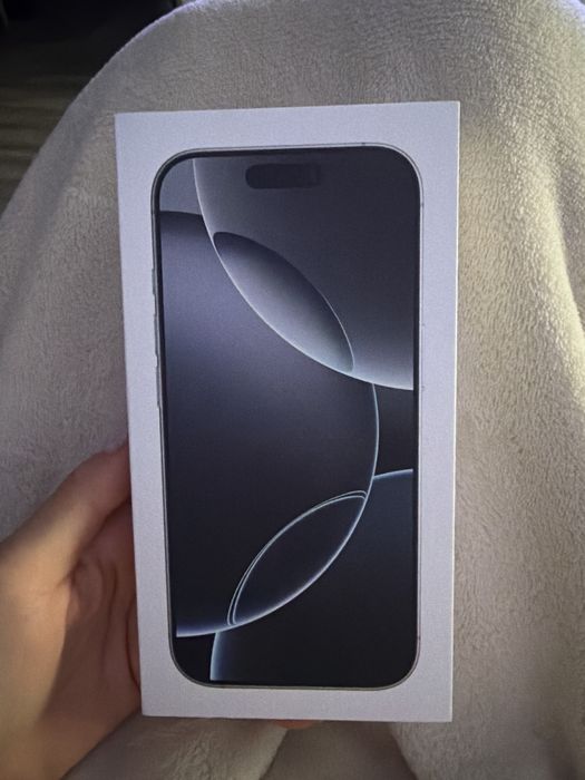 Telefon mobil Apple iPhone 16 Pro, 256GB, 5G, White Titanium