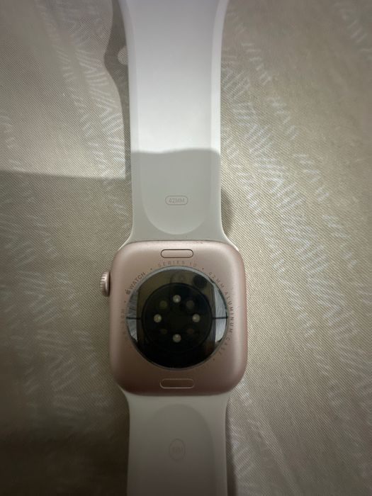 Apple Watch 10 42 m