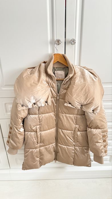 Vand Geaca Guess Dama