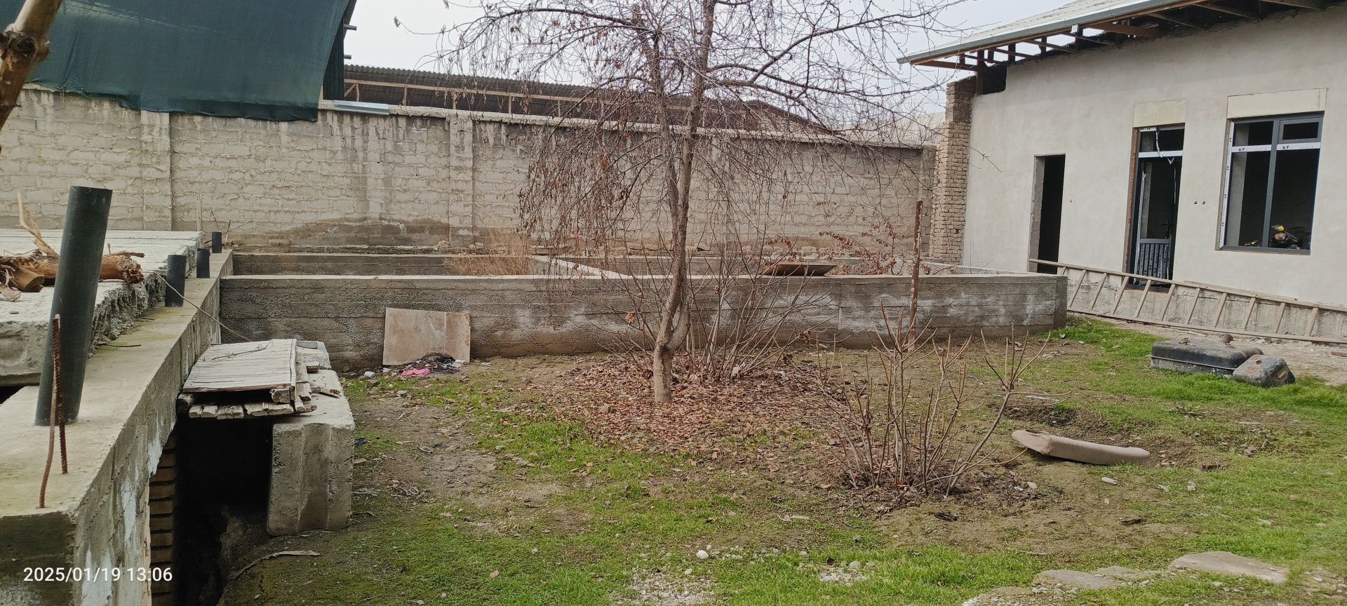 Ҳовли уй жой сотилади