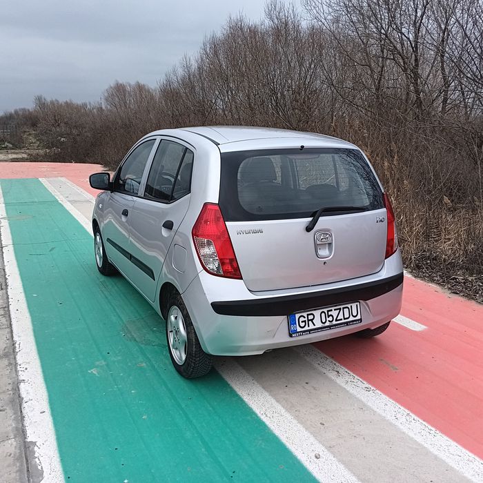 Vând hyundai i10 2010