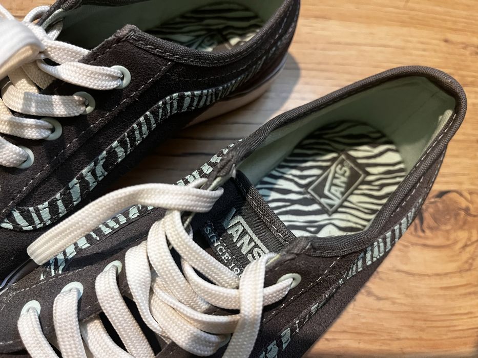 Дамски обувки естествна кожа на ток и Vans 37 в сиво и ментово