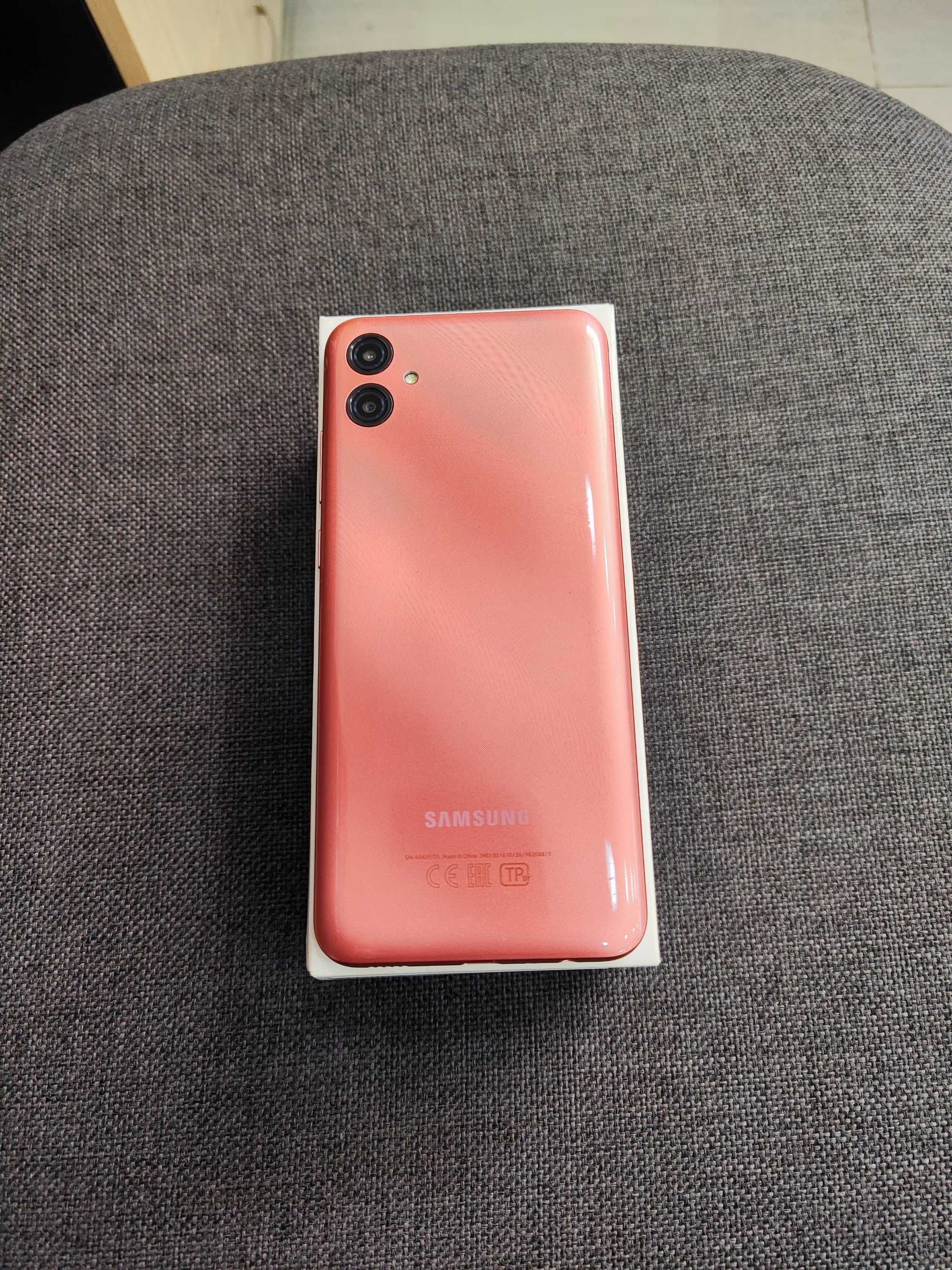 Продаётся SAMSUNG A04e 3GB RAM/32GB ROM Copper