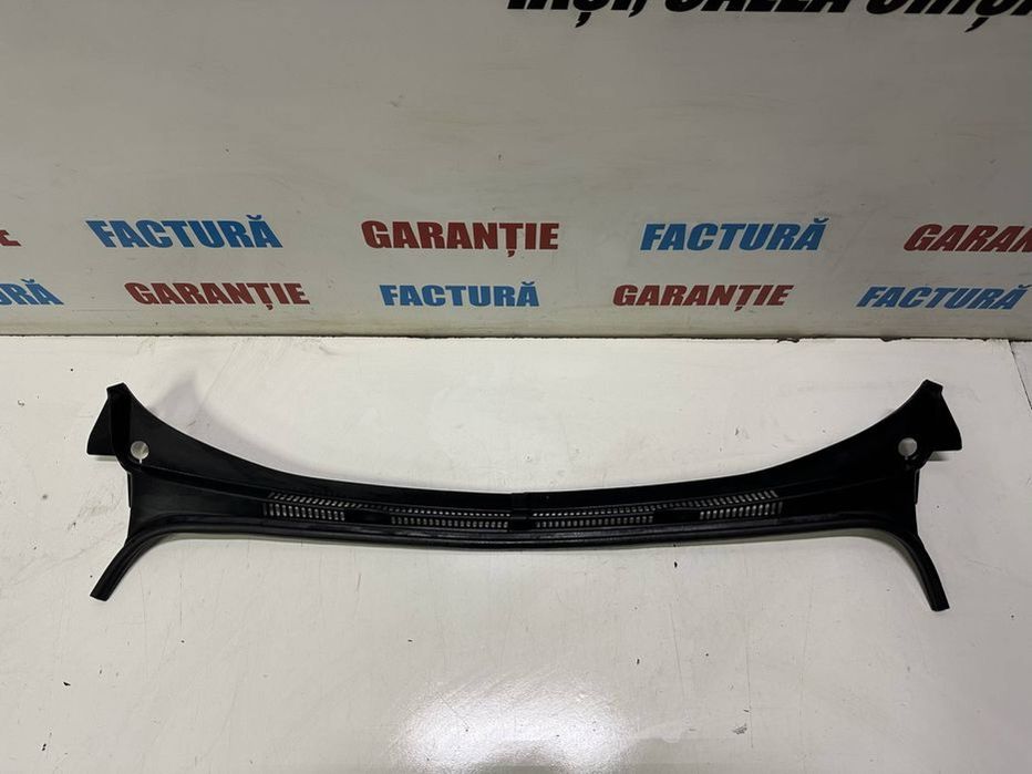 Grila grile stergator parbriz stanga dreapta Golf 5 6 Plus