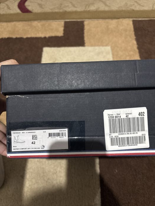 Ghete Tommy Hilfiger Noi