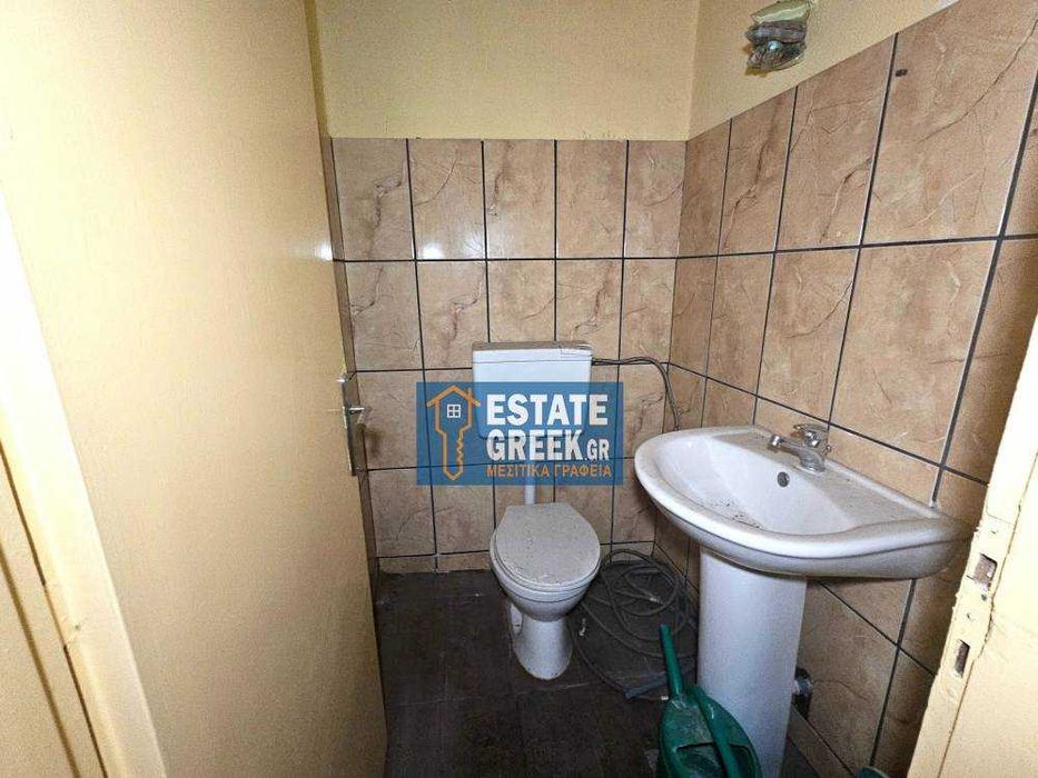 ПРОДАВА СЕ склад-гарсониера 58 кв.м. в АГИО ИОАННИ, Кавала (код 8325)