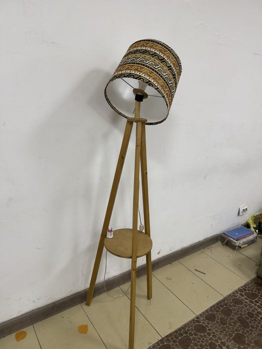 Продам лампу декоративную