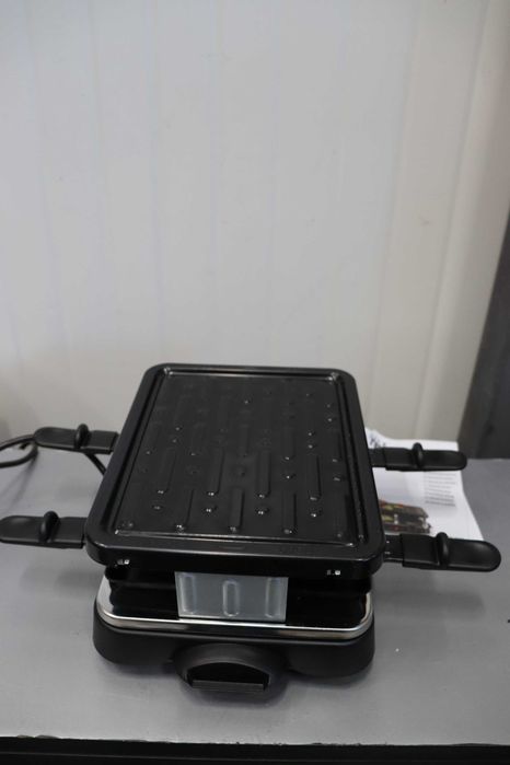 Ел. скара Tristar Raclette RA2949, 500W, 4 Шпатули, 22x17.5см, Раклет