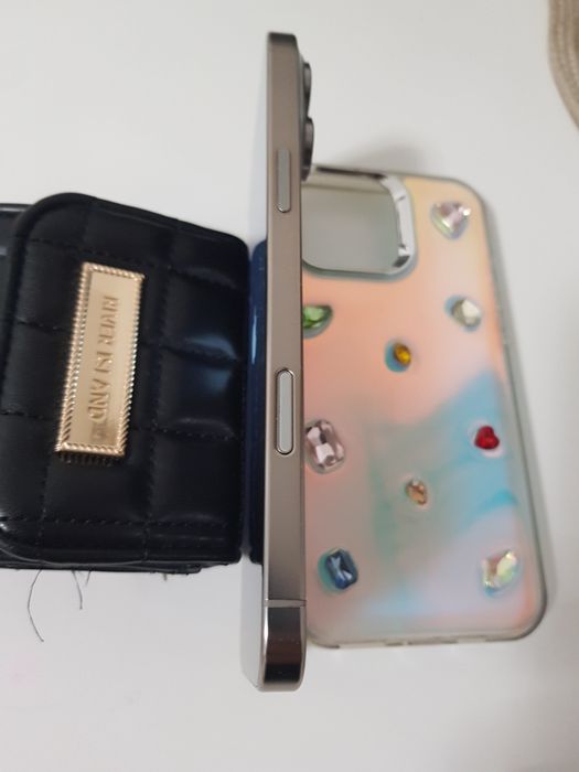 Iphone 16 pro max  copie  fake cea mai reusita   memorie mare de  1 TB