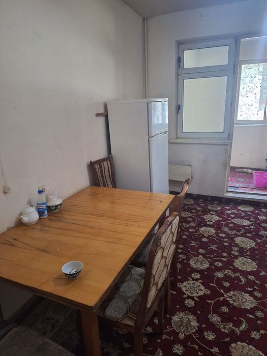 QORA QAMISH 3 XONA Xonalar Aloxida SHaroitlar Bor Mebel Texniklari Bor