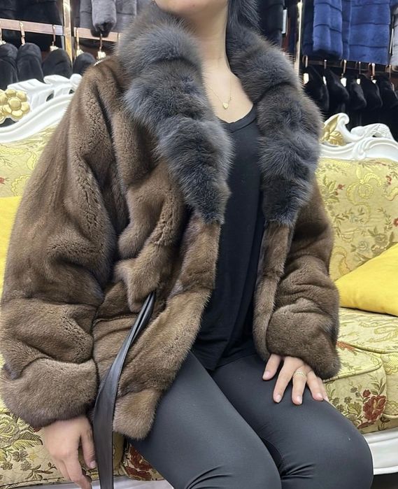 Норковая шуба с воротником из соболя модель «летучая мышь» премиум-кла