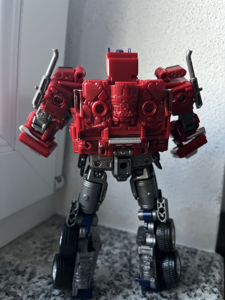 Jucarie transformer optimus prime