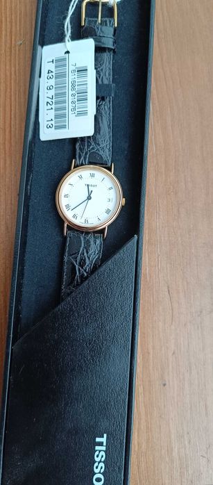 Продавам нов часовник ,, Tissot " Readers Digest