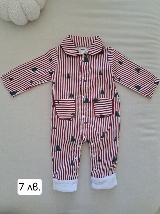 Коледни бебешки дрешки