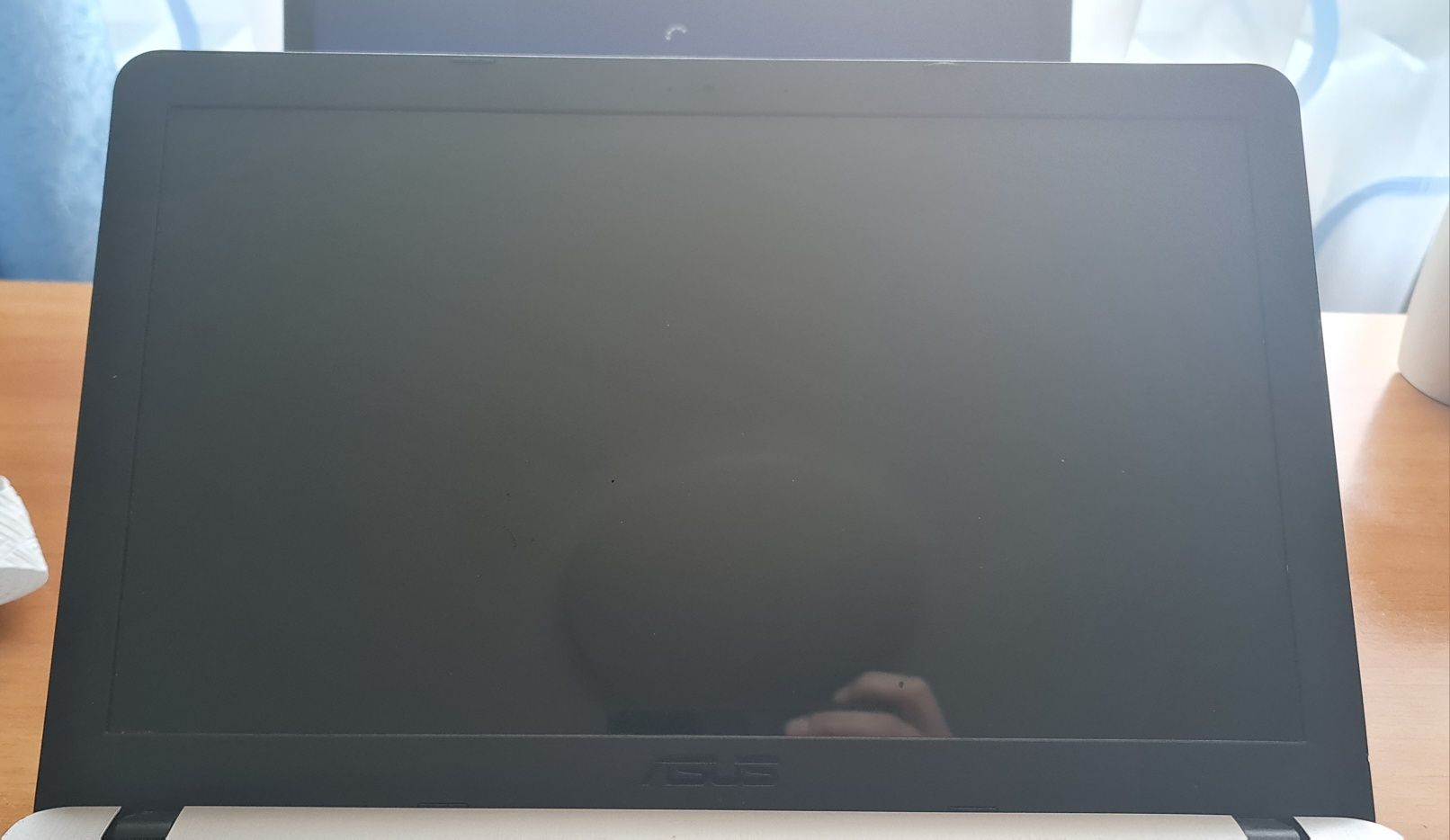 Laptop ASUS X540S