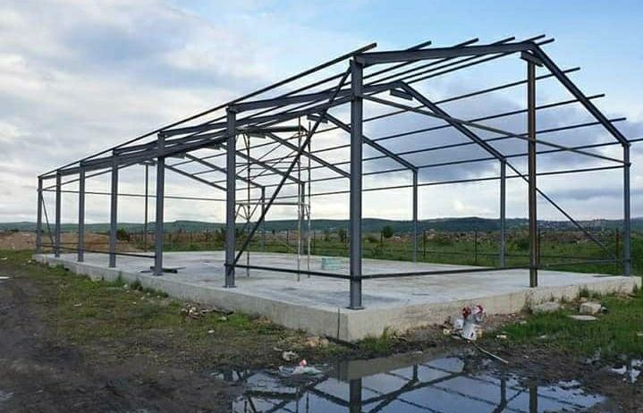 Vând hală metalica 10 X 10