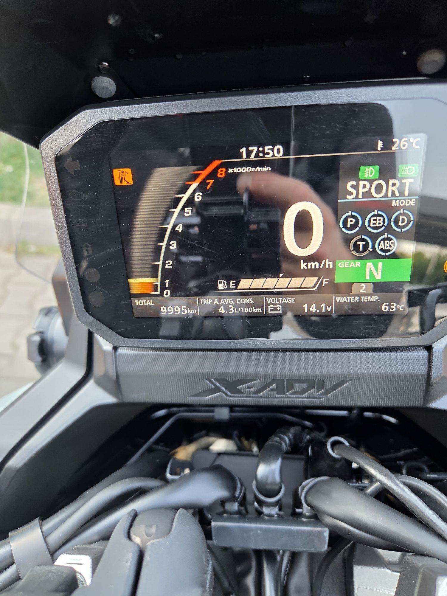 Honda X-Adv 750 cc