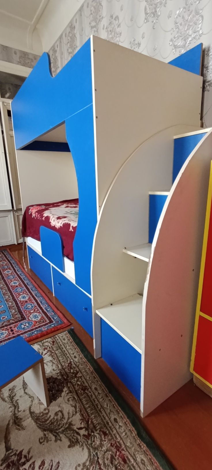Двух этажный крават двух ярусная крават