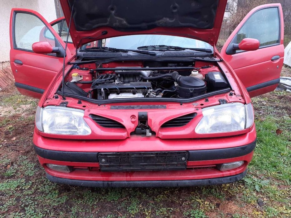 Продавам Renault Megane