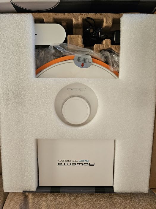 Vând aspirator robot Rowenta 75S alb