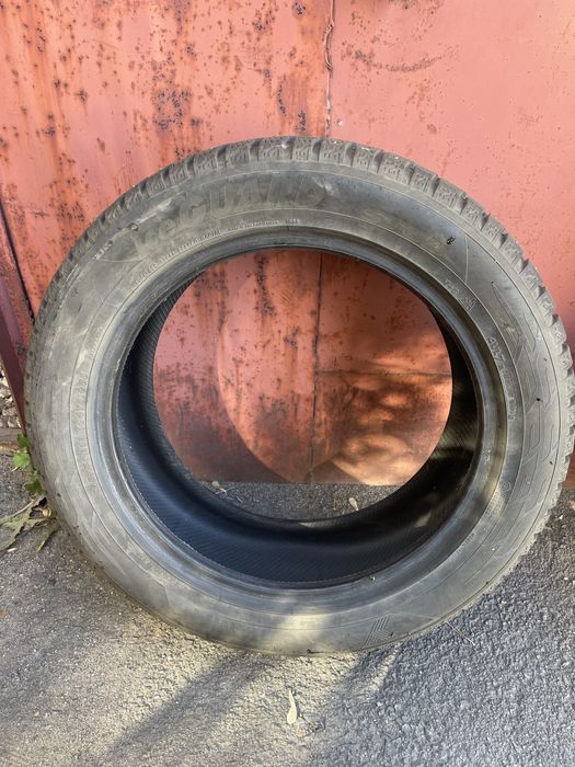 Шины зимние Yokohama 245/50/18