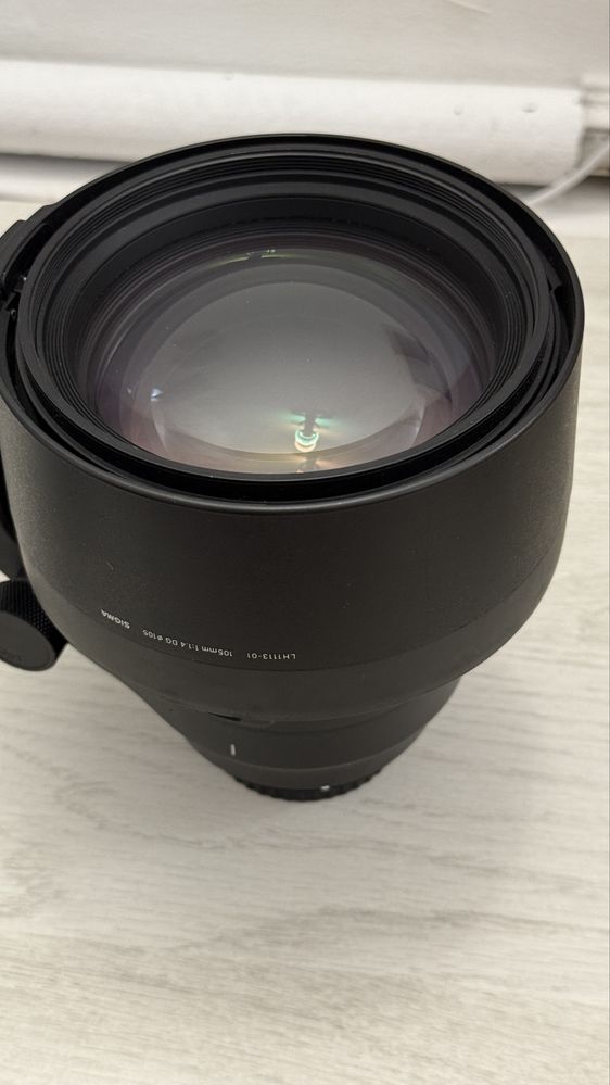 Vand Sigma 105mm f1.4 pentru Canon