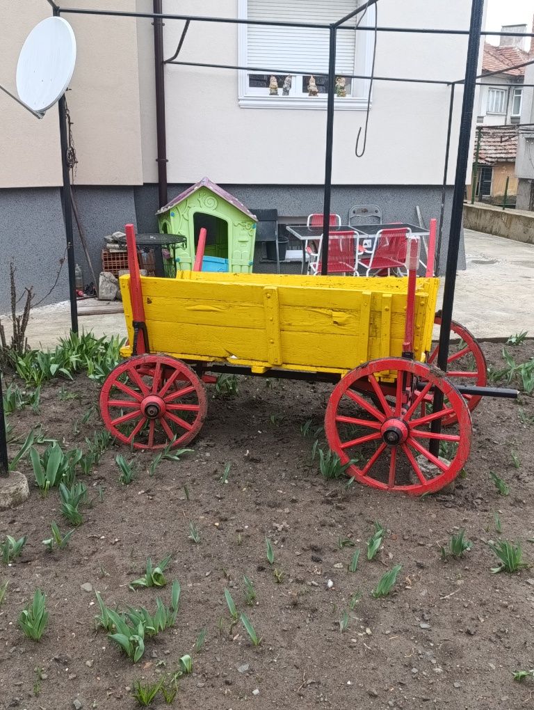 Каруца за декорация
