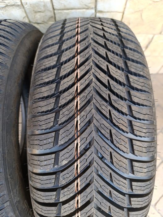 Всесезонни гуми Nokian 205/55/16