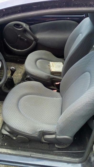 Форд КА Ford KA 1.3 с кожен ел .шибедах продавасе само на части 2003 г
