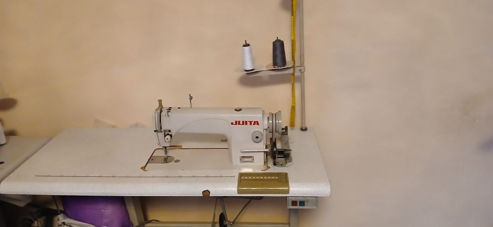 Продаёться срочно швейное машина JUITA в.хорошим состочние.