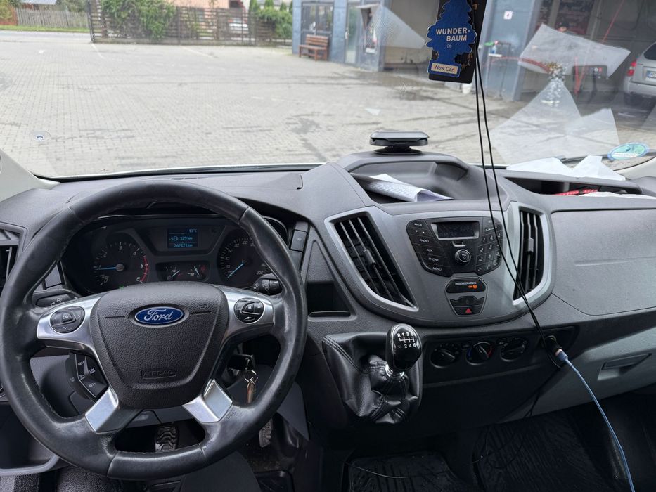 Ford Transit Doka 2016-7 locuri Stare perfecta