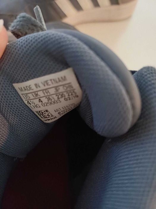 Маратонки ADIDAS